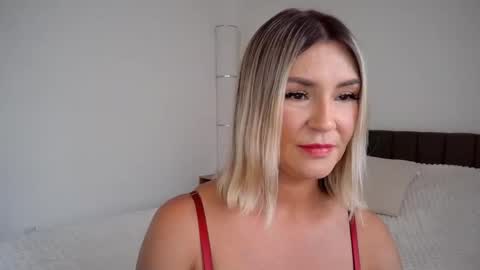 Lilly Lux online show from February 2026 08:49:02 PM