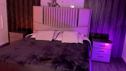 Lilly Ortiz online show from October 2025 07:40:01 PM