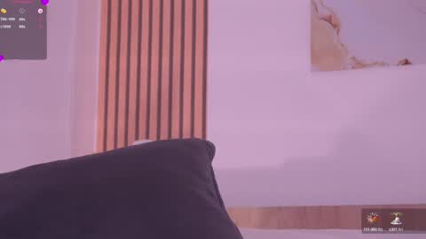 Lilly Thompson  online show from December 2024 02:01:01 AM