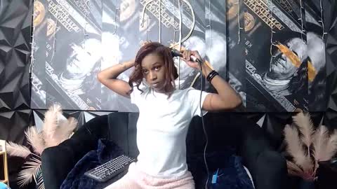 lilmissbaddiexxx online show from November 2025 04:13:02 PM