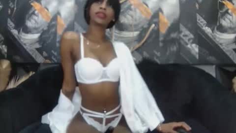 lilmissbaddiexxx online show from May 2026 07:32:02 PM
