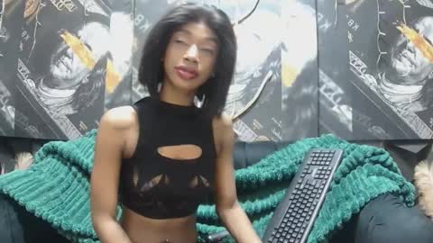 lilmissbaddiexxx online show from July 2026 07:19:01 PM