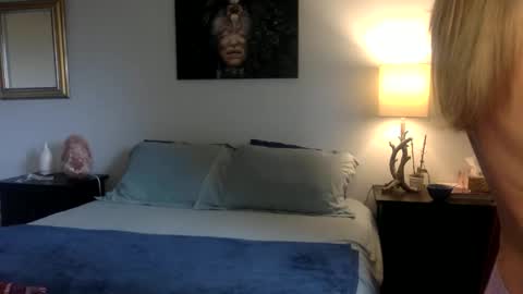 Snapshot of lilmissspanks chatting on December 2024 08:11:01 PM LilMissSpanks online show from December 2024 08:11:01 PM