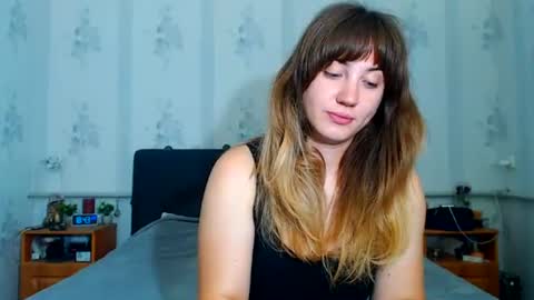 lilu_cute25 online show from July 2026 03:47:01 PM