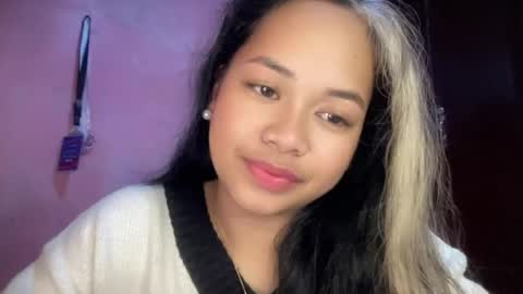 Snapshot of lilvixenbaby24 chatting on July 2026 05:44:02 PM lilvixenbaby24 online show from July 2026 05:44:02 PM