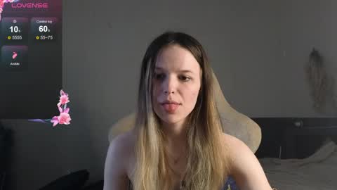 lily_and_jake online show from May 2026 10:11:02 AM