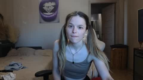 lily_and_jake online show from May 2026 10:36:01 AM