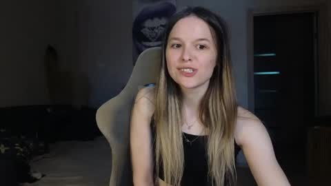 lily_and_jake online show from May 2026 09:15:02 AM