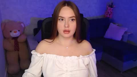 lily_baker_ online show from June 2026 08:17:02 AM