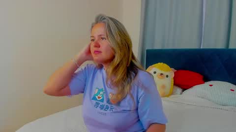 Lily online show from June 2026 01:22:01 AM