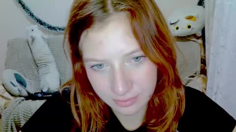 lily_ember online show from December 2025 06:58:02 PM
