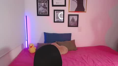 just lily online show from January 2025 01:11:01 AM