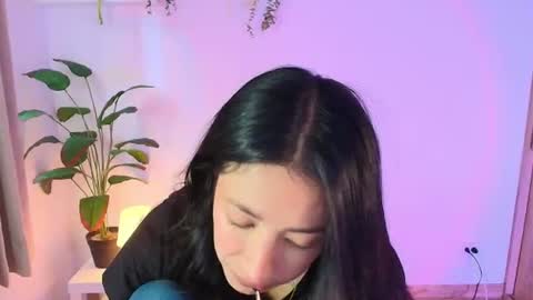 just lily online show from June 2026 10:12:01 PM