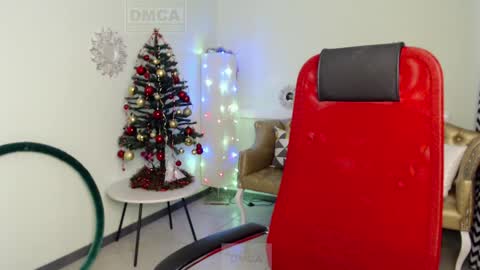 Snapshot of lily_flower7_ chatting on December 2024 07:18:01 AM Lily online show from December 2024 07:18:01 AM