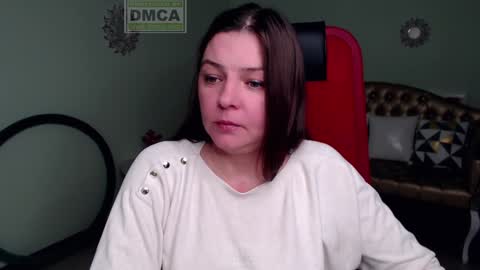 Snapshot of lily_flower7_ chatting on January 2025 04:27:01 PM Lily online show from January 2025 04:27:01 PM