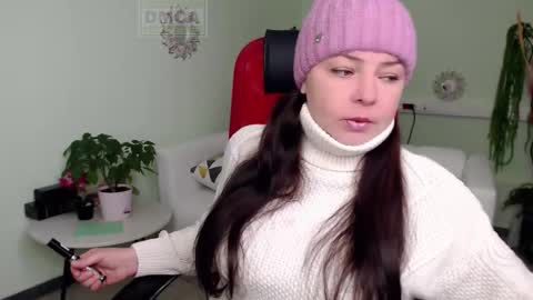 Snapshot of lily_flower7_ chatting on October 2025 05:08:02 AM Lily online show from October 2025 05:08:02 AM