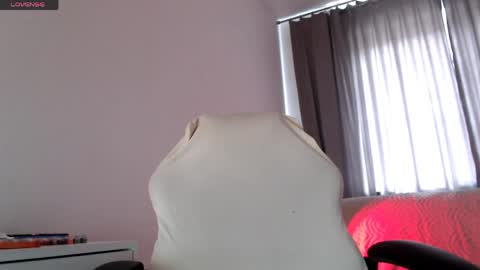 Lily Litle online show from April 2026 09:51:02 AM