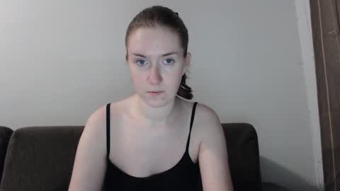 lily_love_x online show from September 2025 10:02:01 PM