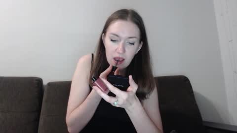 lily_love_x online show from November 2025 12:10:01 AM