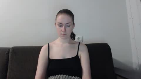 lily_love_x online show from November 2025 10:43:02 PM