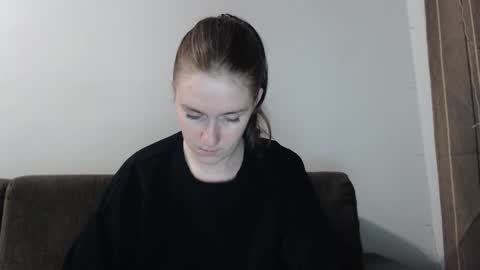 lily_love_x online show from December 2025 02:17:01 AM