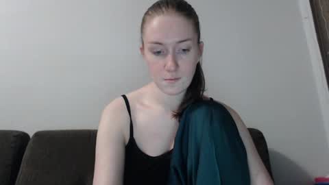 lily_love_x online show from April 2026 11:38:01 PM