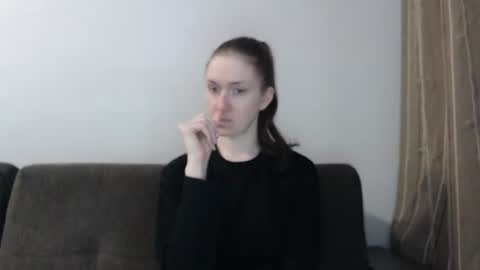 lily_love_x online show from June 2026 05:27:01 AM