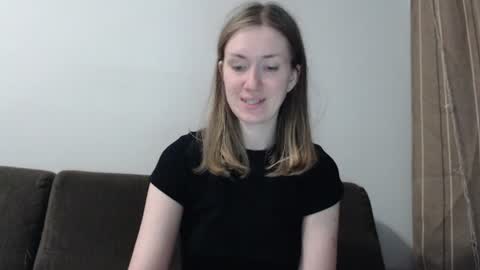 lily_love_x online show from July 2026 04:37:01 AM