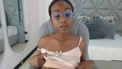 lily_mendoza online show from June 2026 08:25:02 PM