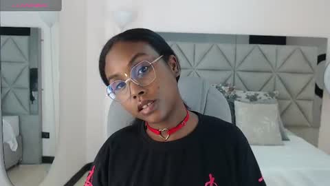 lily_mendoza online show from July 2026 07:43:02 PM