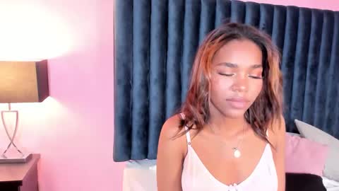 Snapshot of lily_miiller chatting on March 2025 09:29:02 PM Lily Miiller online show from March 2025 09:29:02 PM