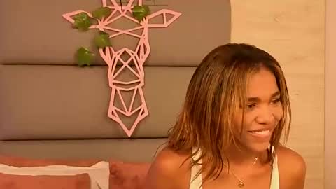 Snapshot of lily_miiller chatting on October 2025 09:50:01 PM Lily Miiller online show from October 2025 09:50:01 PM