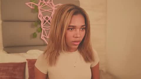 Snapshot of lily_miiller chatting on December 2025 08:05:01 PM Lily Miiller online show from December 2025 08:05:01 PM