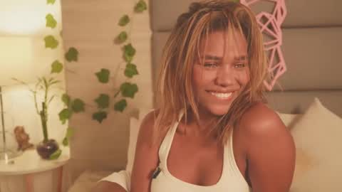 Snapshot of lily_miiller chatting on January 2026 09:06:02 PM Lily Miiller online show from January 2026 09:06:02 PM