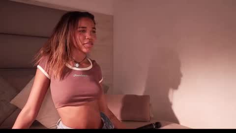 Lily Miiller online show from June 2026 08:54:01 PM