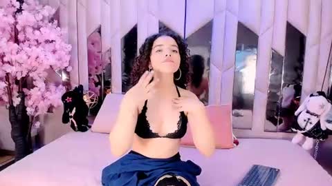 LILY MONROE online show from July 2026 07:54:01 PM