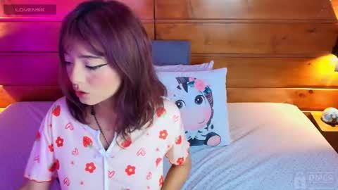 Lily  online show from July 2026 07:38:01 PM