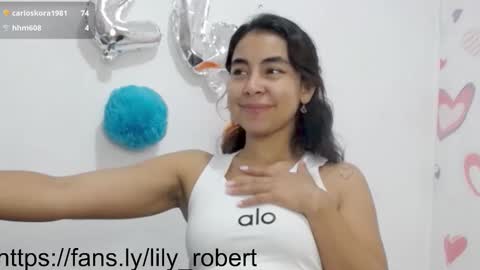 Lily Roberts online show from September 2025 03:39:01 AM