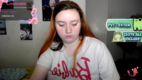 Snapshot of lily_shamy chatting on January 2025 08:03:02 PM Alice online show from January 2025 08:03:02 PM