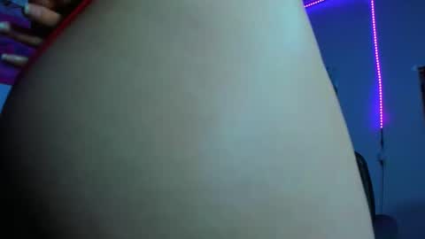 lily_stone04 online show from December 2025 06:52:02 AM