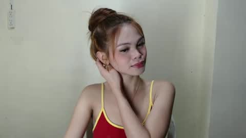 Snapshot of lily_summer23 chatting on December 2024 04:43:01 PM Youre pleasure Lily online show from December 2024 04:43:01 PM