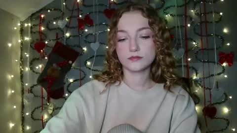 small lily online show from December 2025 06:26:01 PM