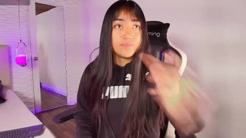 lily_waist online show from October 2025 11:09:02 AM