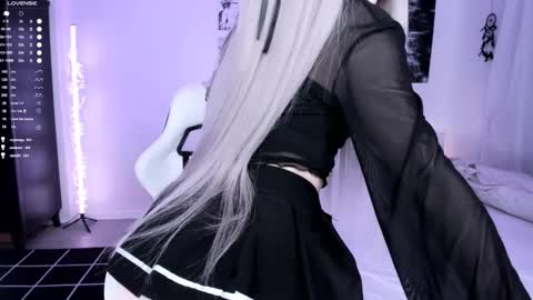 Lily online show from March 2025 02:50:01 AM