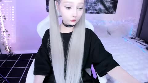 Lily online show from May 2026 03:34:01 AM