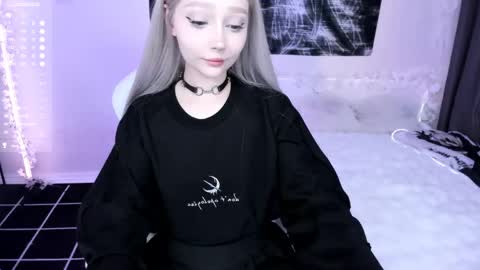Lily online show from May 2026 01:56:01 AM
