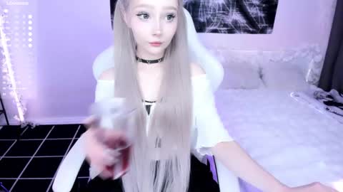 Lily online show from June 2026 10:15:02 PM