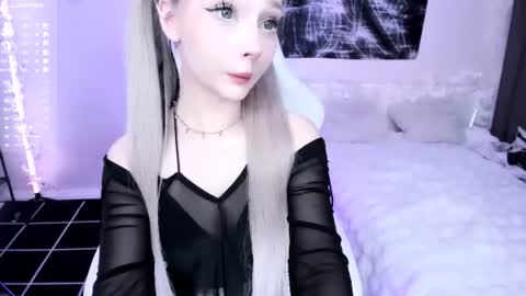 Lily online show from June 2026 09:46:01 PM