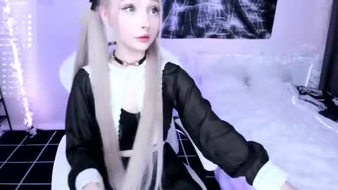 Lily online show from July 2026 10:37:01 PM