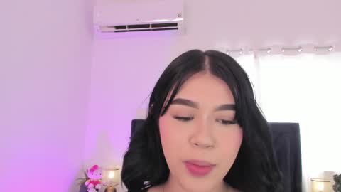 Snapshot of lily_woodz chatting on May 2026 02:46:02 PM LilyWoodz online show from May 2026 02:46:02 PM